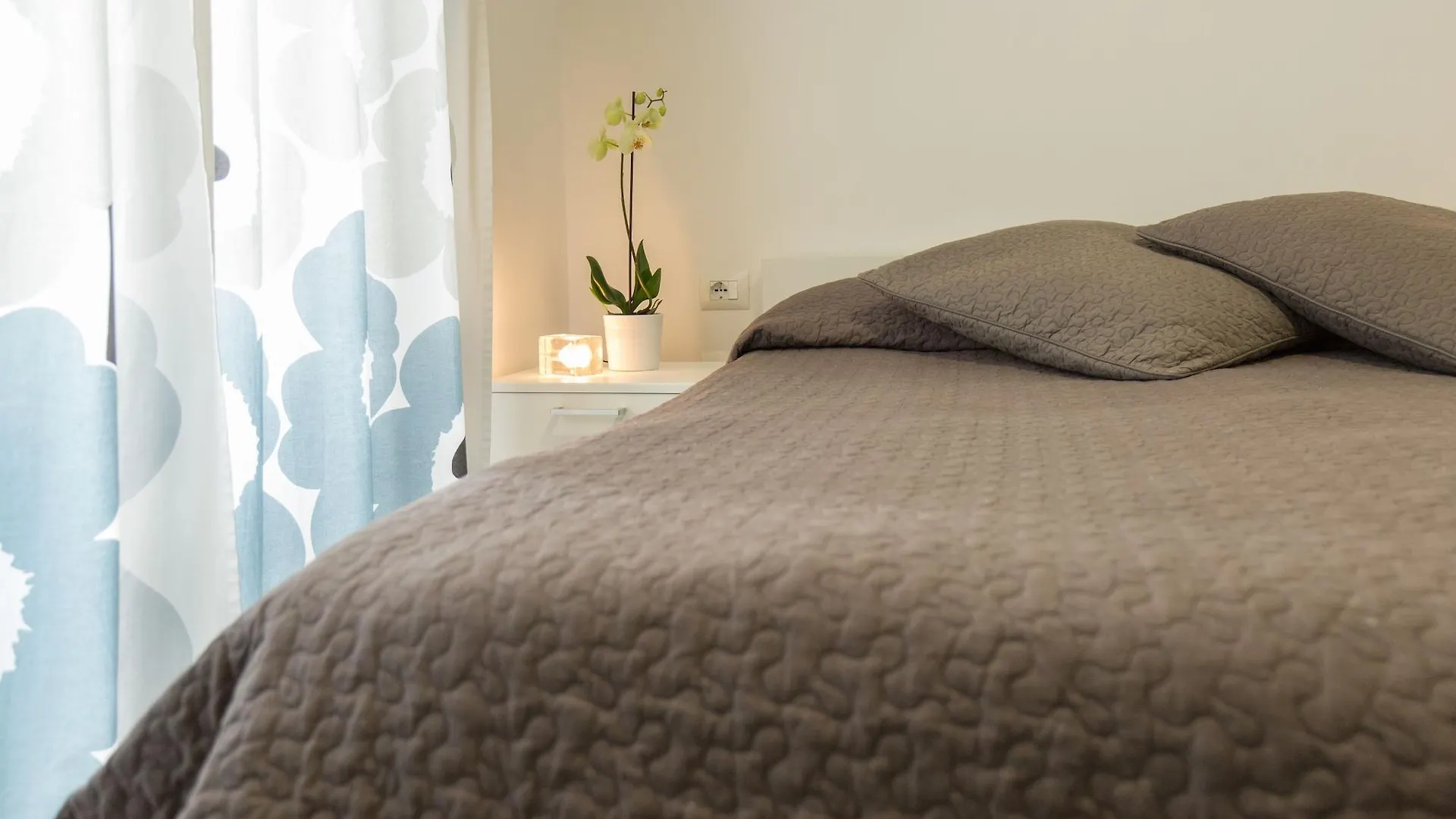 *** Pensionat Bmode Hotell Catania Italien