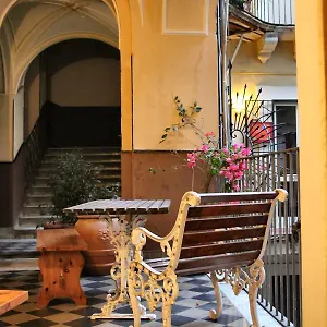 Cortile Stesicoro *** Catania